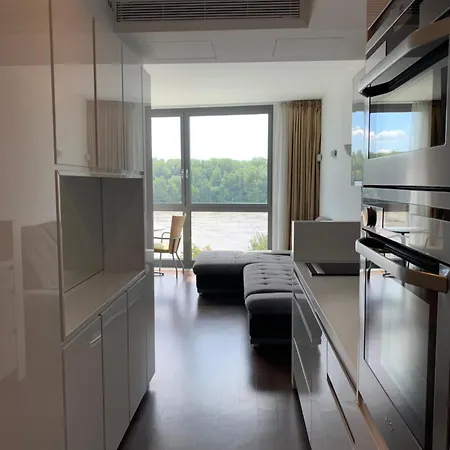 Riverview Eurovea Apartment Apartament Bratysława